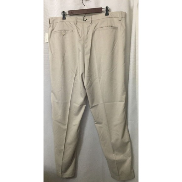 Amazon Essentials Casual Pants Men's Size 42W X 34L Beige Flat Front - Picture 7 of 9